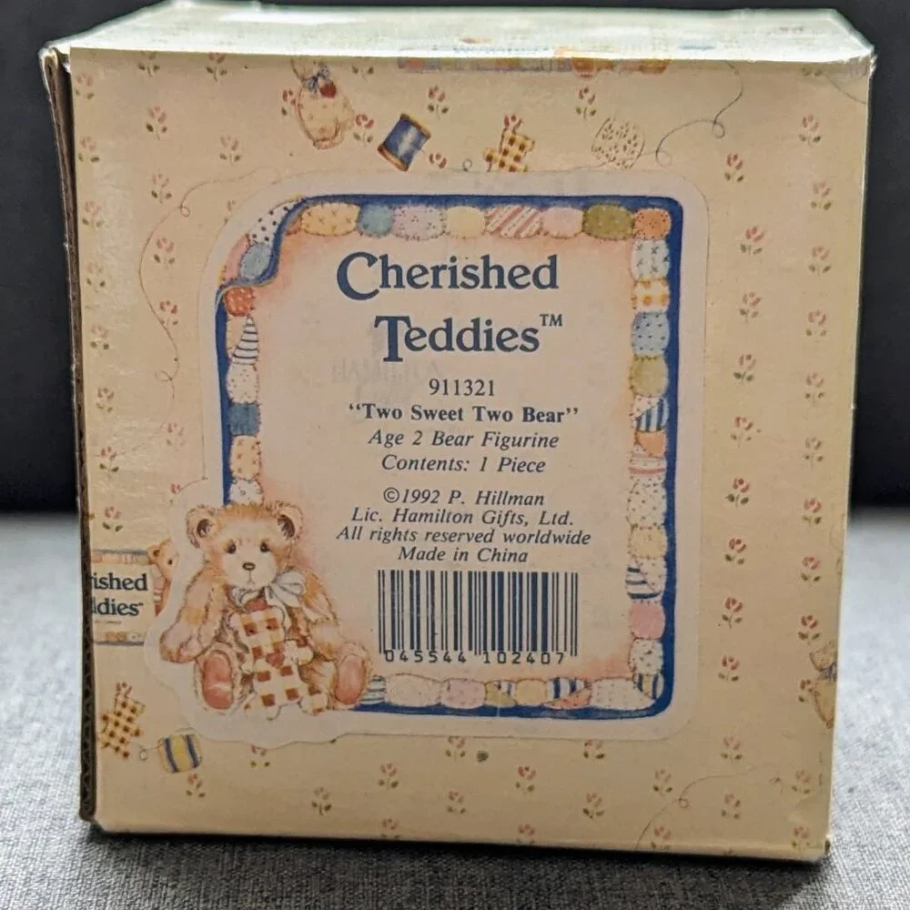 Cherished Teddies picturing vintage